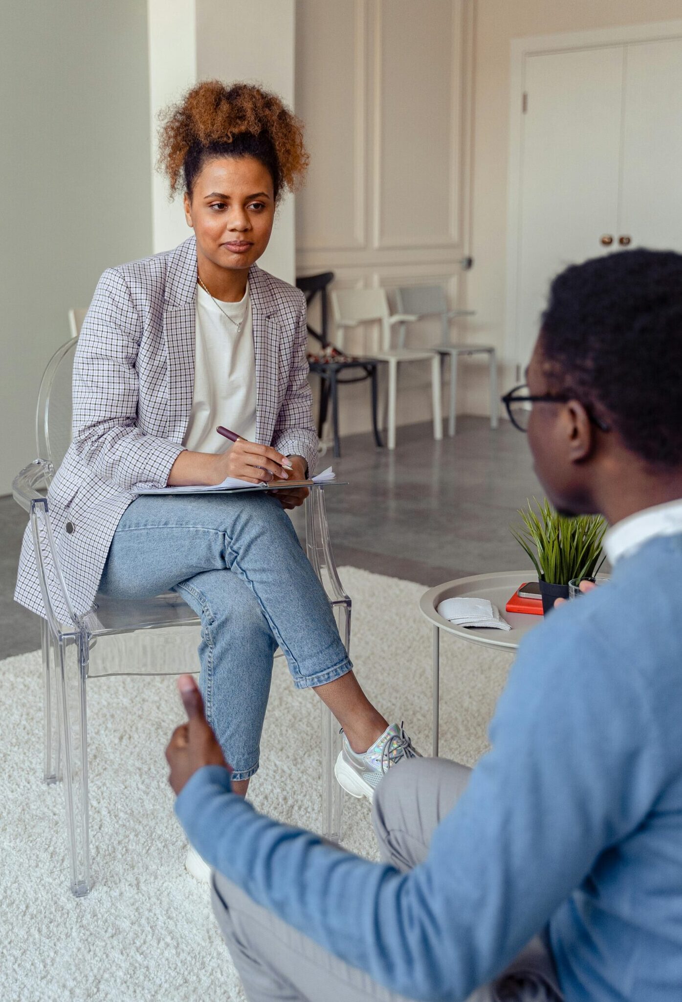 How to Become a Counselor as A Career Changer. 7 pexels shkrabaanthony 7579315 scaled e1745896799822